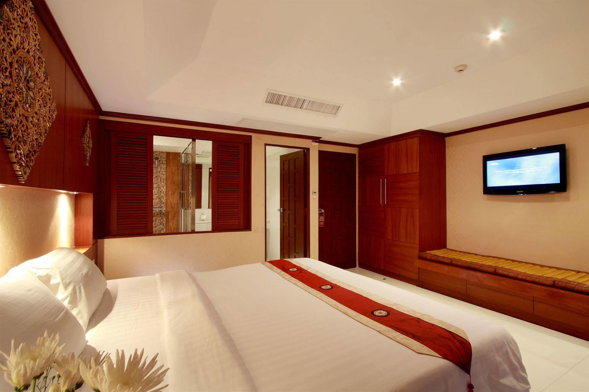 Rayaburi Hotel, Patong מראה חיצוני תמונה