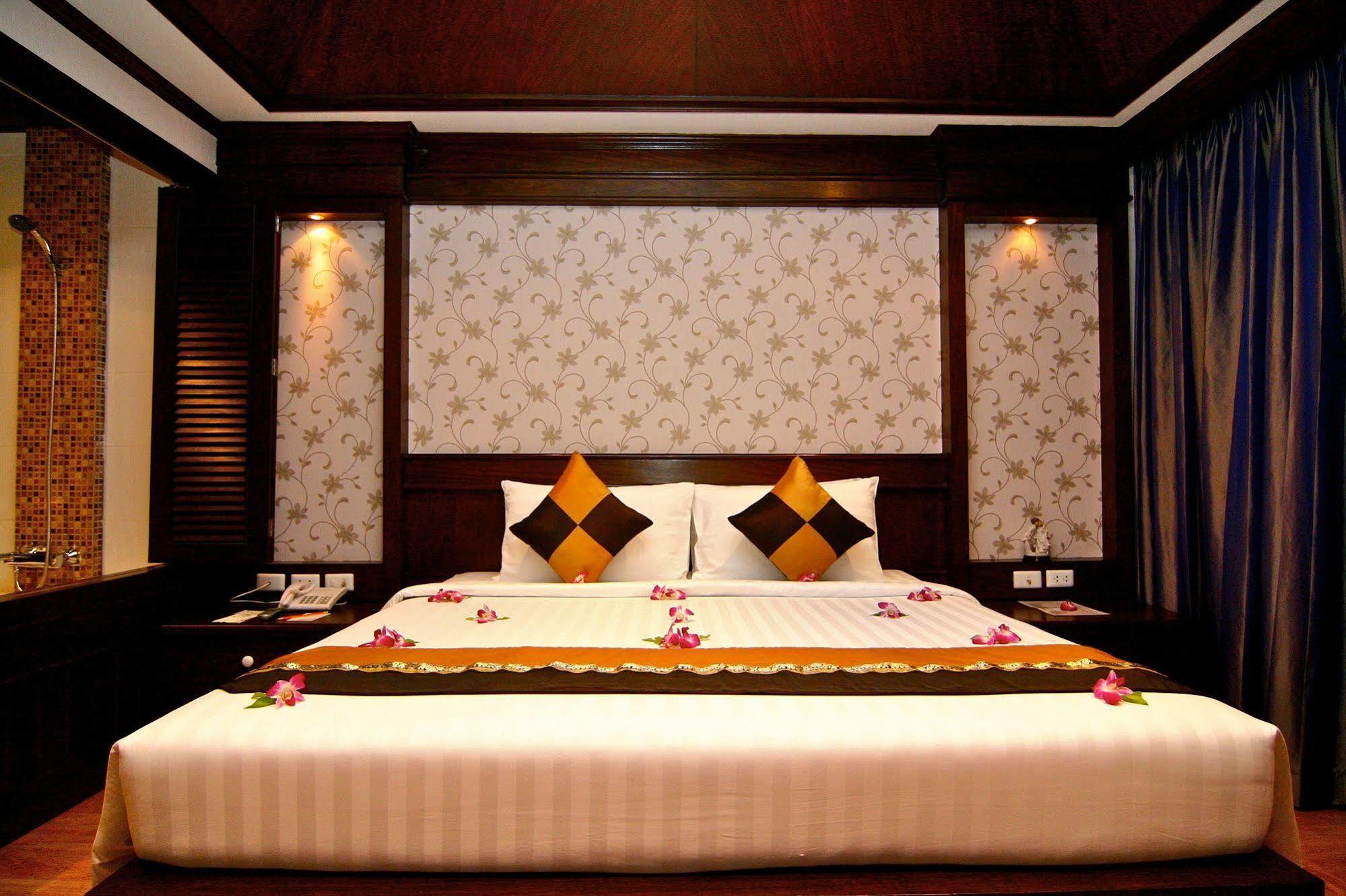 Rayaburi Hotel, Patong מראה חיצוני תמונה
